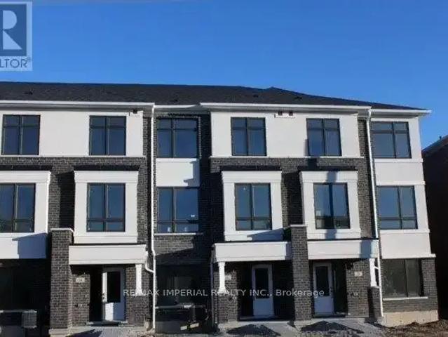 4 Bedroom Townhouse Richmond Hill ON 103695287