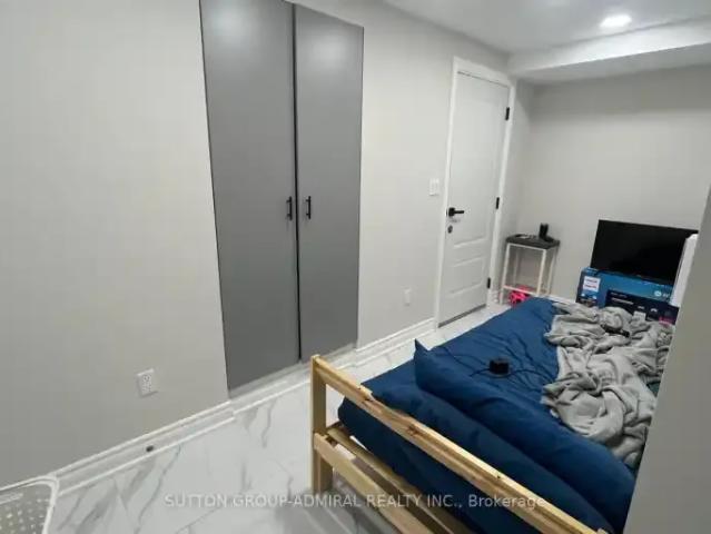 4 Bedroom Townhouse Richmond Hill ON LS101042910