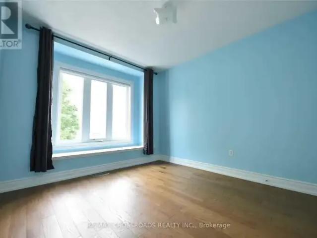 4 Bedroom Townhouse Richmond Hill ON LS102578892