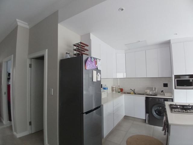 4 Bedroom townhouse sectional for sale in Windermere, Durban