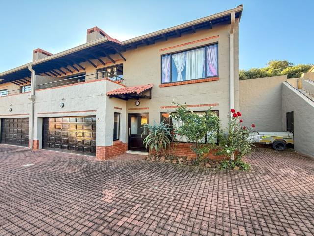 4 Bedroom Townhouse To Let in Xanadu