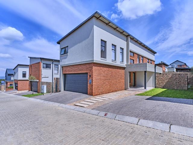 4 Bedroom Townhouse To Let in Carlswald