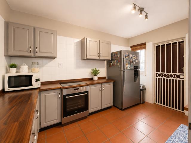 4 Bedroom Townhouse To Rent in Moreleta Park