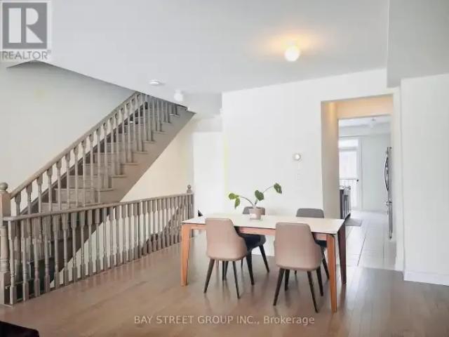 4 Bedroom Townhouse Vaughan ON 101827951