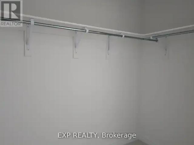 4 Bedroom Townhouse Vaughan ON LS102883706