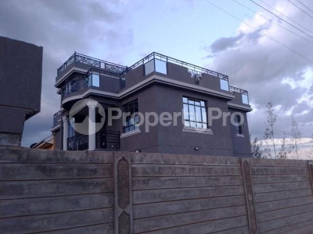 4 bedroom Townhouses Houses for sale KAMAKIS GREENVALLEY ESTATE Ruiru Kiambu PID: 1AMUV | PropertyPro