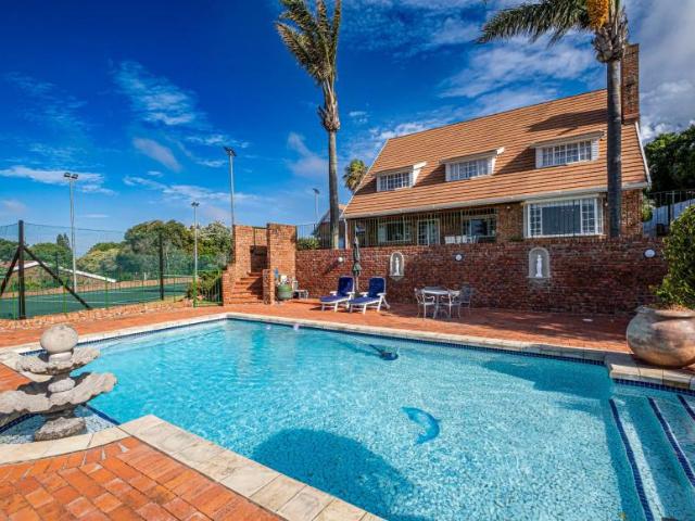4 Bedroom Villa Port Elizabeth Port Elizabeth 102630512
