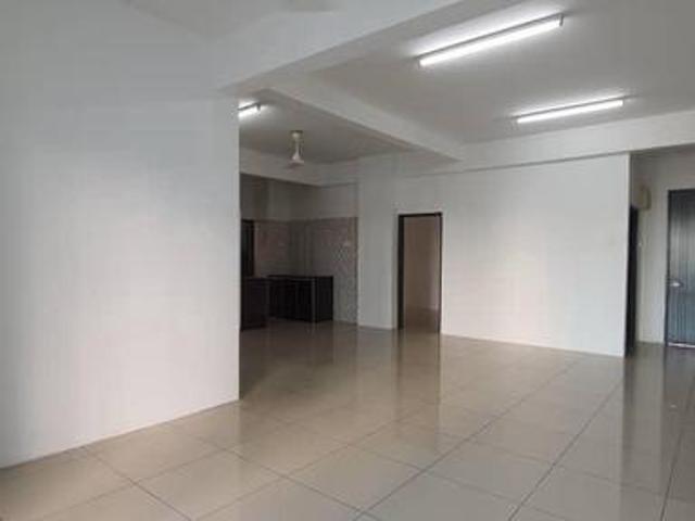 4 bedrooms Mahkota Garden Condo behind rhb bank