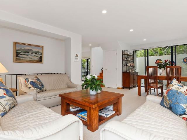 4 Bedrooms on Brighton Rd