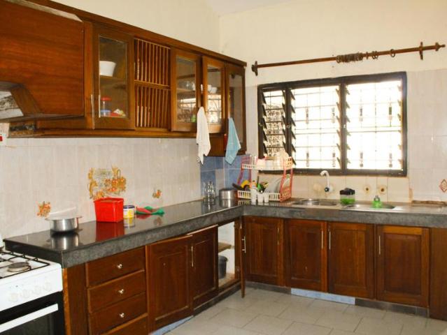 4 bedrooms all Ensuit Maissonettes with a private office