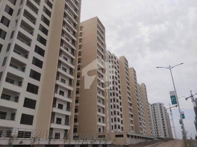4 Bedrooms Apartment Available For Sale