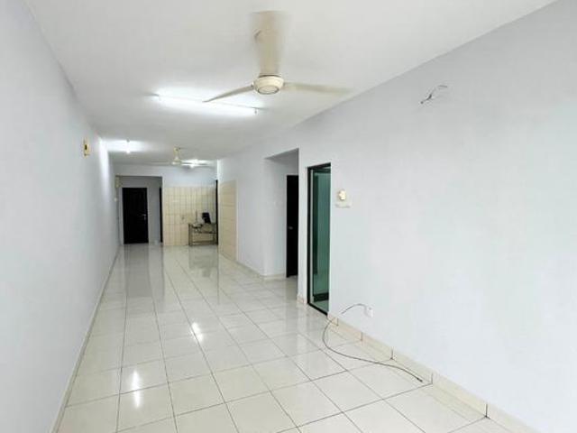 4 Bedrooms Bare Unit Indah Alam Condo Sek 22 Shah Alam
