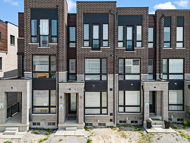 4 Bedrooms Cornell, Markham