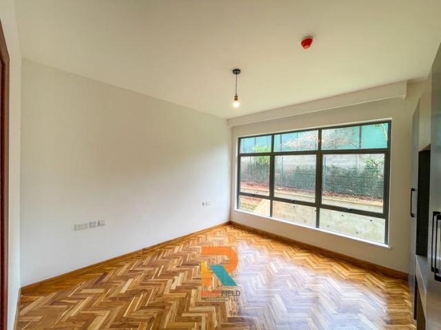 4 Bedrooms Duplex Apartment