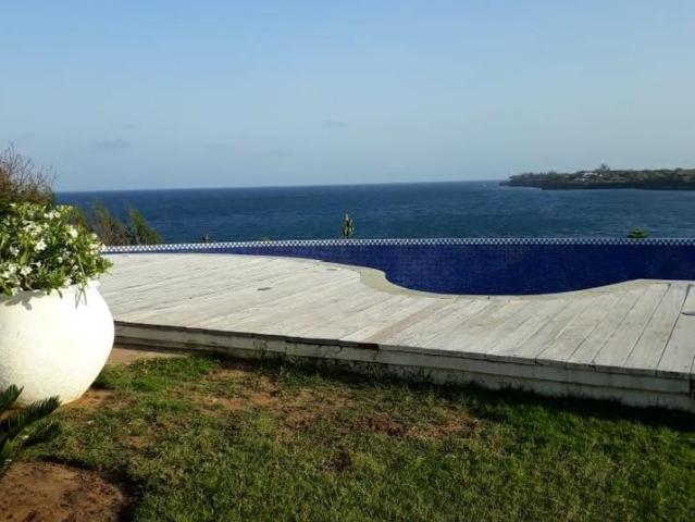 4 bedrooms executive villa for sale