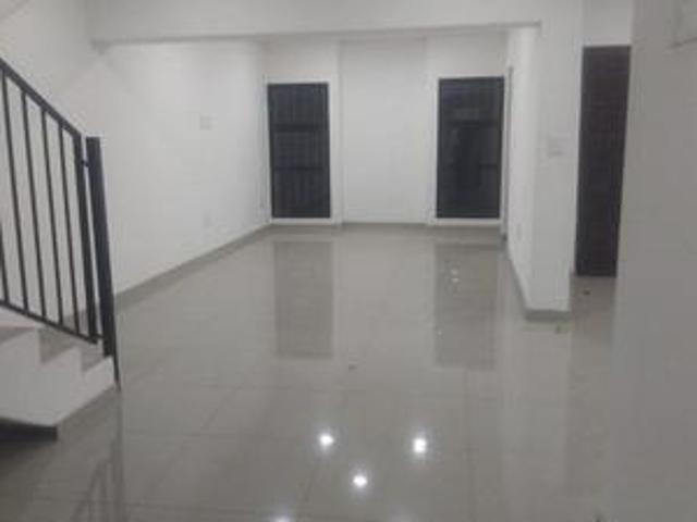 4 bedrooms family home to let in eva.