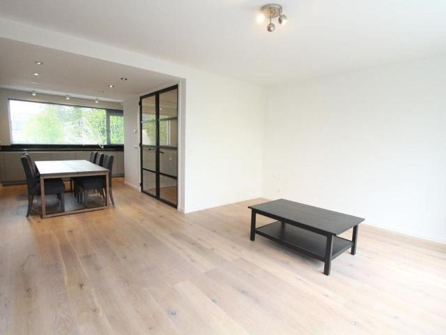 4 bedrooms Huurwoning Surface Area: 140m2