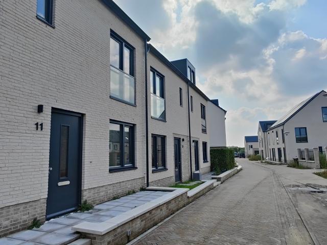 4 bedrooms Huurwoning Surface Area: 141m2