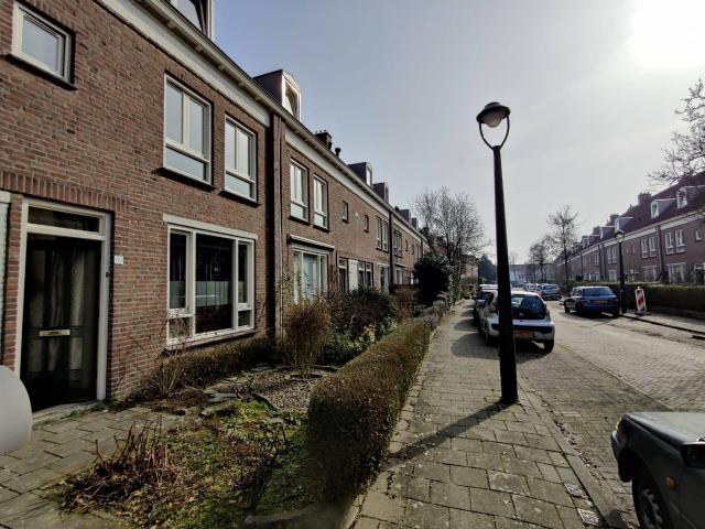 4 bedrooms Huurwoning Surface Area: 100m2