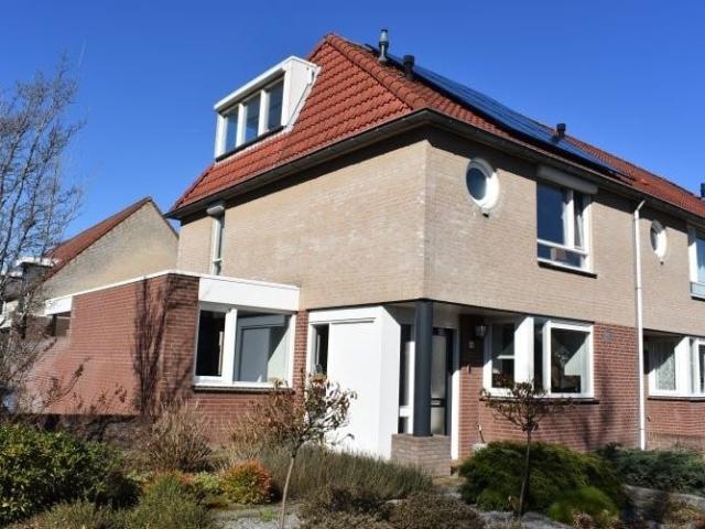 4 bedrooms Huurwoning Surface Area: 123m2