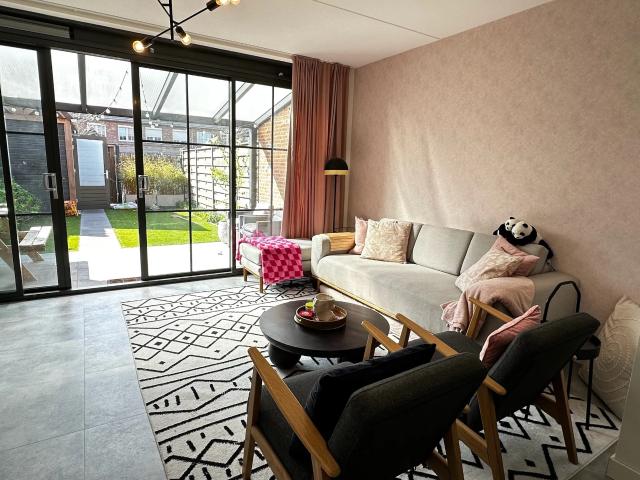 4 bedrooms Huurwoning Surface Area: 130m2