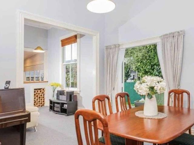 4 bedrooms house in double grammar zone !