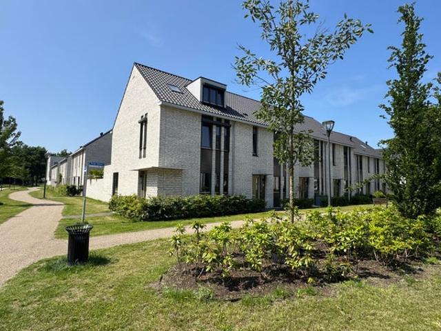 4 bedrooms House Surface Area: 117m2 Unfurnished