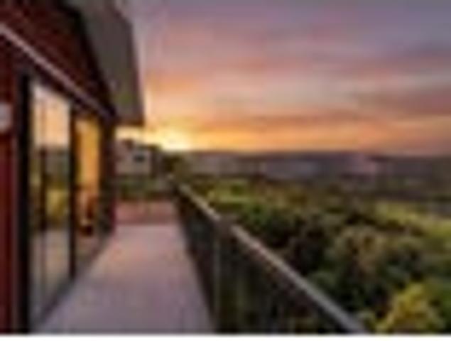 4 Bedrooms plus Home Office