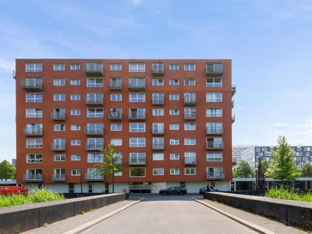 4 bedrooms Surface Area: 101m2 Furnished