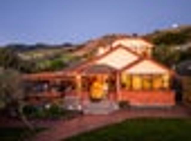 4 Bedrooms | Sea Views | Family Favourite