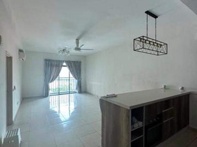 4 bedrooms Sky Breeze Bukit Indah with Aircond and Water Heater