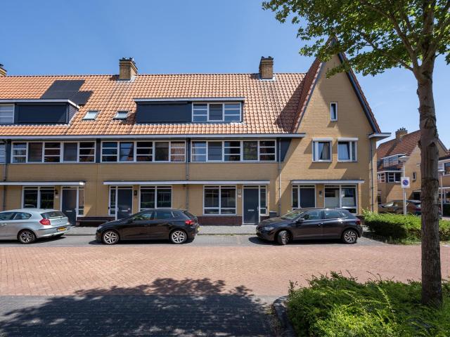 4 bedrooms tussenwoning Surface Area: 125m2