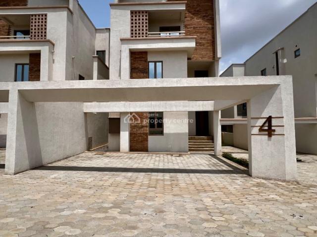 4 Bedrooms Terraced Duplex With 1 Bq