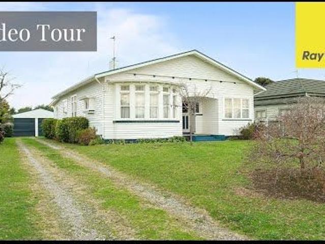 4 Bedrooms, 2 Bathroom!