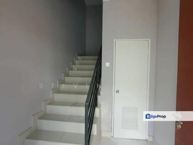 4 Bedrooms 3 storey Terraced House Taman Tasik Prima, Puchong, Selangor
