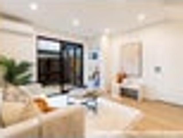 4 Beds + 3 Baths + 2 Livings