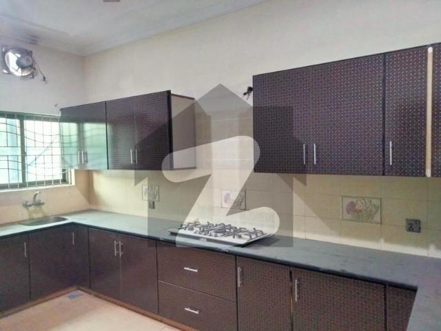 4 Beds 10 Marla Double Unit House For Rent In Ex Air Avenue DHA Phase 8 Airport Road Lahore. DHA Phase 8 Ex Air Avenue