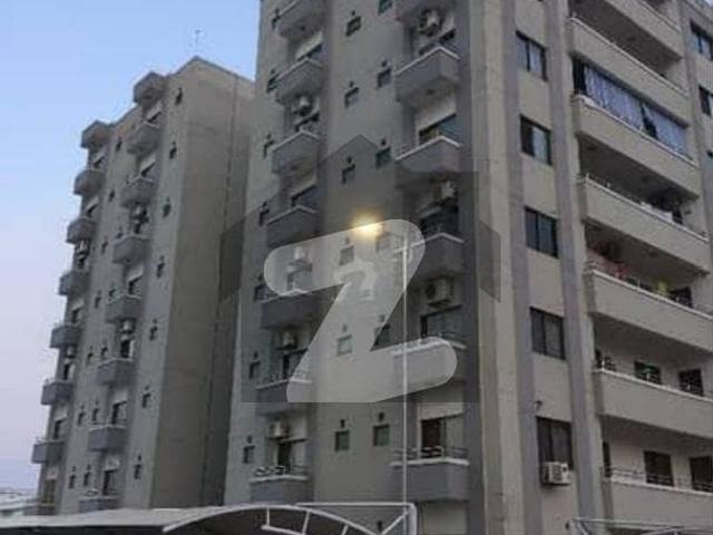4 Beds 4th Floor Luxury Apartment For Sale in Askari Tower 2, DHA Phase 2