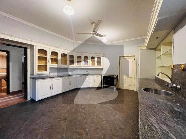 4 Beds Renovated House Available For Rent In F 6