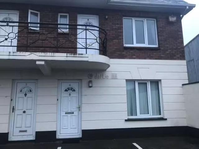 4 Bellfield Court, Martins Lane, Mullingar, Co. Westmeath is f.