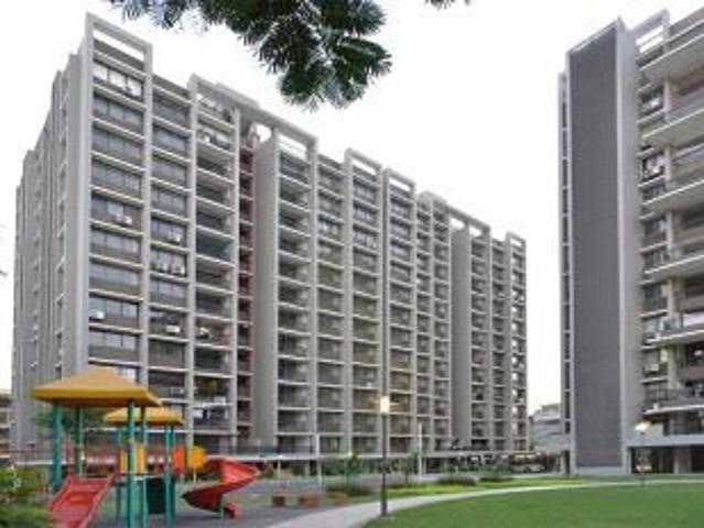 4 BHK 2768 Sq Ft Apartment In Scarlet Heights, Satellite, Ahmedabad