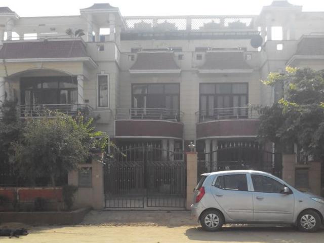 4 BHK 3469 Sq Ft Row House In Ansals Florence Mavel, Sushant Lok II, Gurgaon
