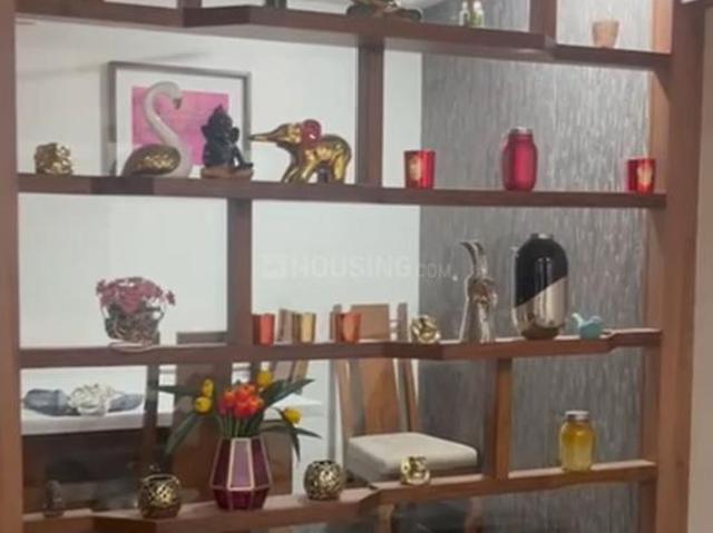 4 BHK Villa in Thaltej for resale Ahmedabad. The reference number is 20007105