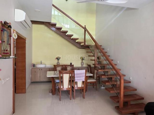 4 BHK Villa in Thaltej for resale Ahmedabad. The reference number is 20354312