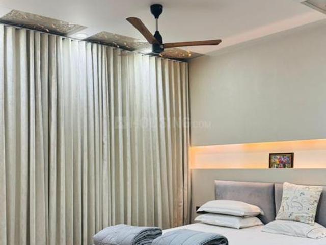 4 BHK Villa in Thaltej for resale Ahmedabad. The reference number is 20576805