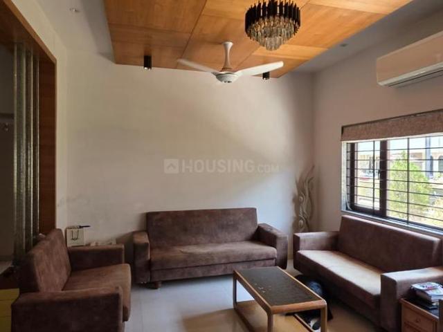 4 BHK Villa in Thaltej for resale Ahmedabad. The reference number is 20653623
