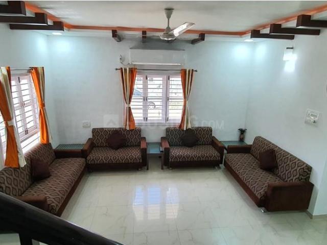 4 BHK Villa in Thaltej for resale Ahmedabad. The reference number is 20875980