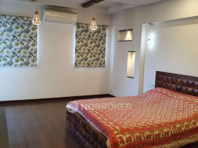 4+ BHK Villa In Unitech South City 2 For Sale In Sector 50