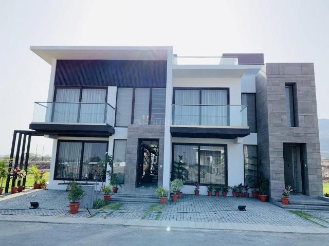 4 BHK Villa in Urse for resale Pune. The reference number is 20646933