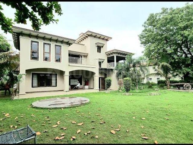 4 BHK Villa in Vaishno Devi Circle for resale Ahmedabad. The reference number is 20385483